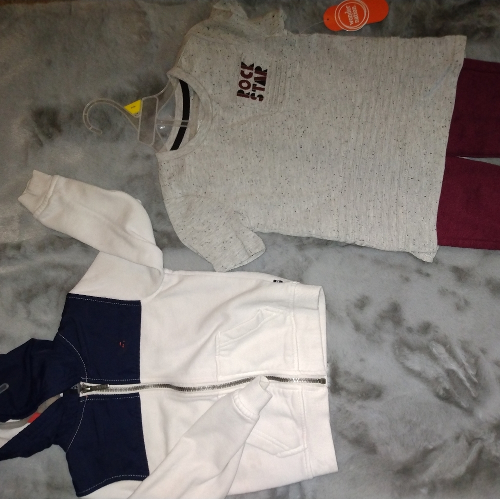 NWT  3t Two piece outfit
